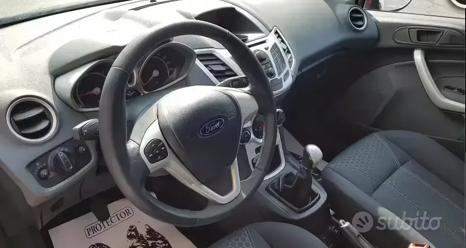 Second-hand Ford Fiesta Titanium 92 CP (67 kW) 2010 Mov Berlinǎ