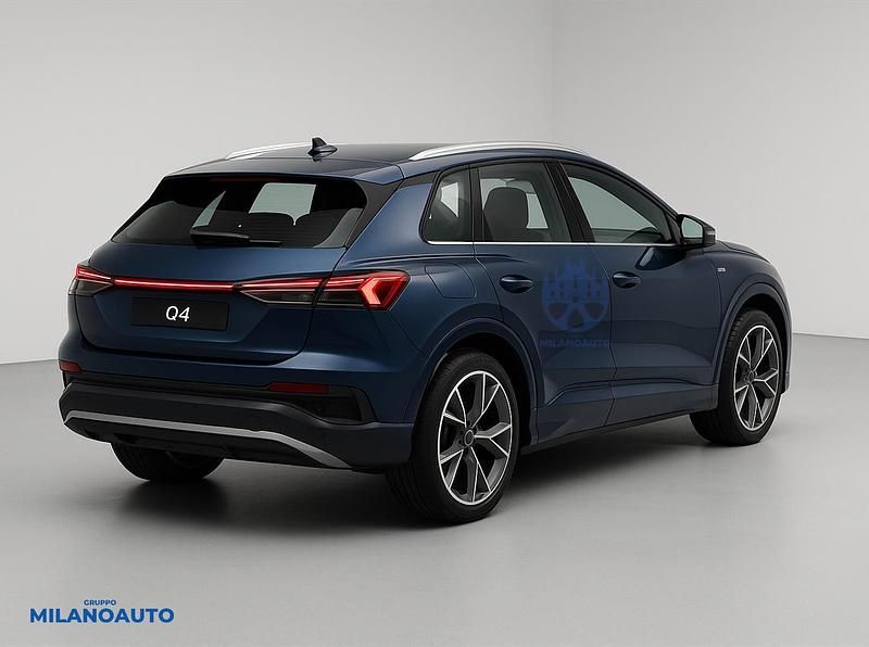 Usata Audi Q4 e-tron S-Line 210 kW (286 CV) 2024 Blu SUV