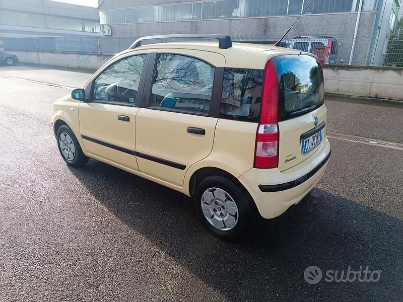 Usata Fiat Panda 54 CV (39 kW) 2005 Giallo Utilitaria
