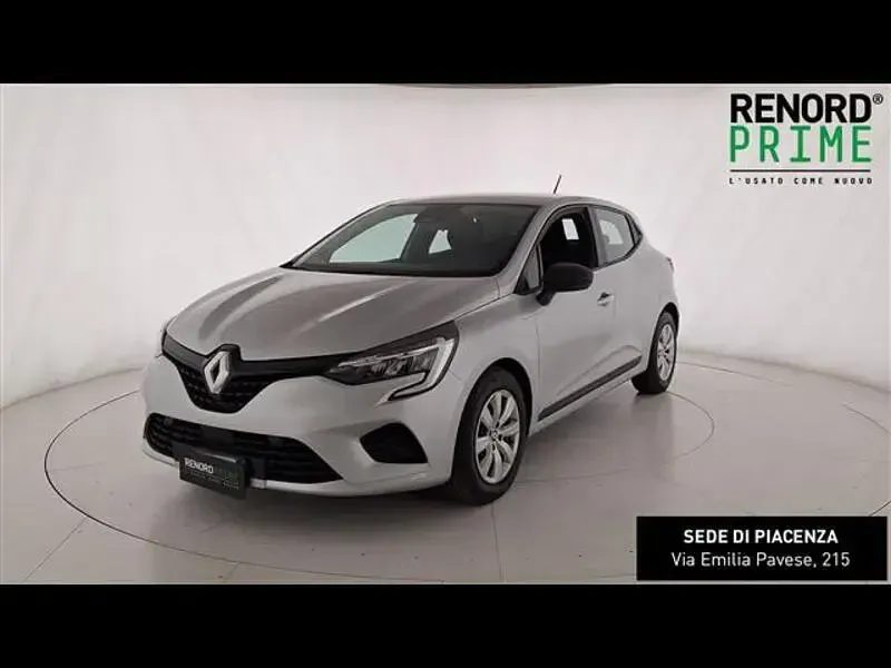 Usata Renault Clio SE 2022 Grigio chiaro Utilitaria
