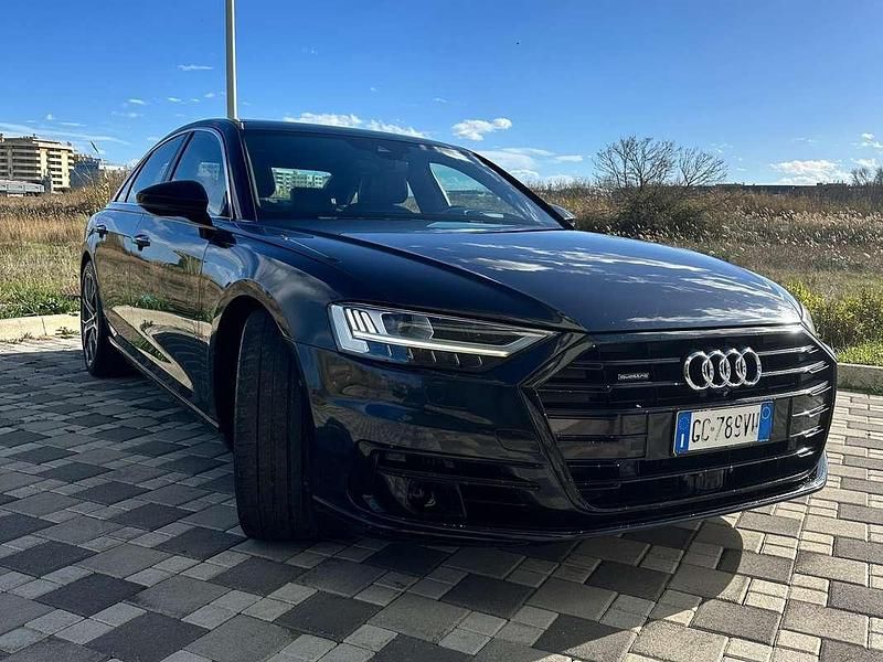 Blu/azzurro Usata 2018 Audi A8 Ambiente Tre volumi | 35.300 € (Buon prezzo) - Immagine 1/4