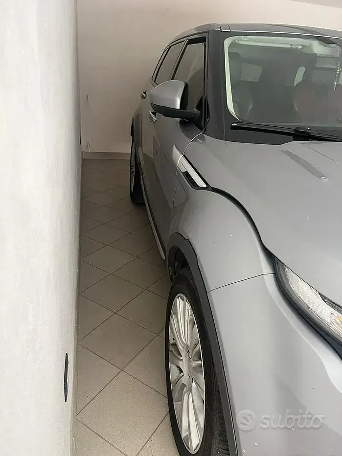 Usata Land Rover Range Rover evoque 190 CV (139 kW) 2014 Grigio SUV