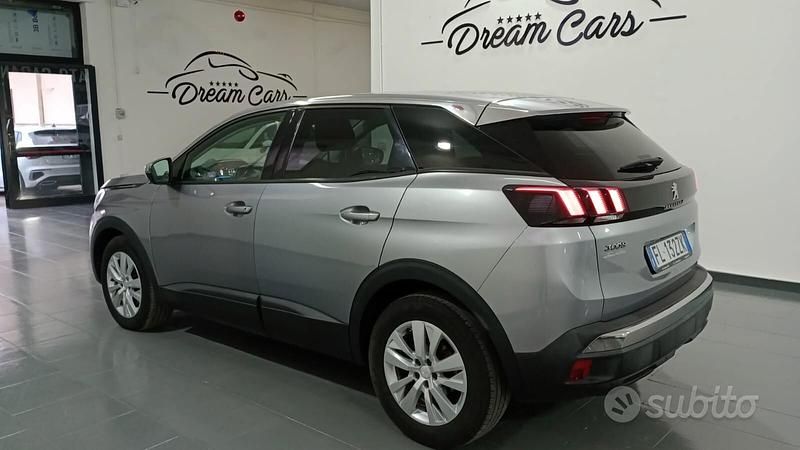Usata Peugeot 3008 Active 119 CV (87 kW) 2017 Grigio SUV