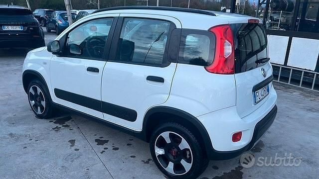 Usata Fiat Panda 4x4 S 95 CV (69 kW) 2017 Bianco Utilitaria