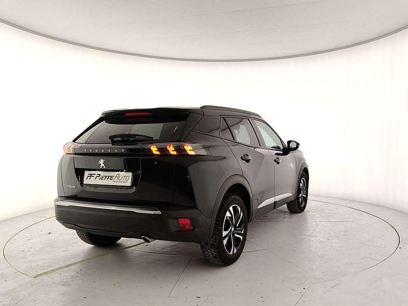 Usata Peugeot 2008 Allure 110 CV (80 kW) 2022 Nero perla SUV
