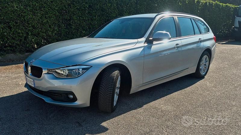 Usata BMW 318 Advantage 150 CV (110 kW) 2019 Grigio Station wagon