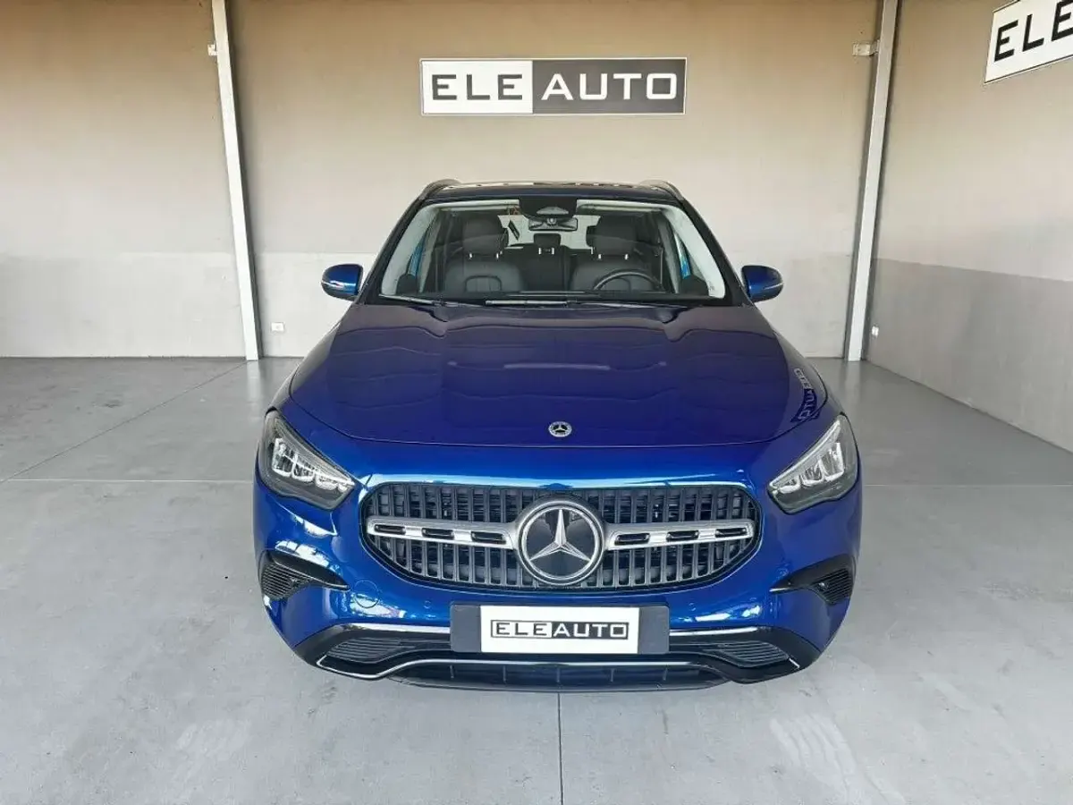 Usata Mercedes GLA250 Advanced Plus 163 CV (119 kW) 2024 Blu SUV