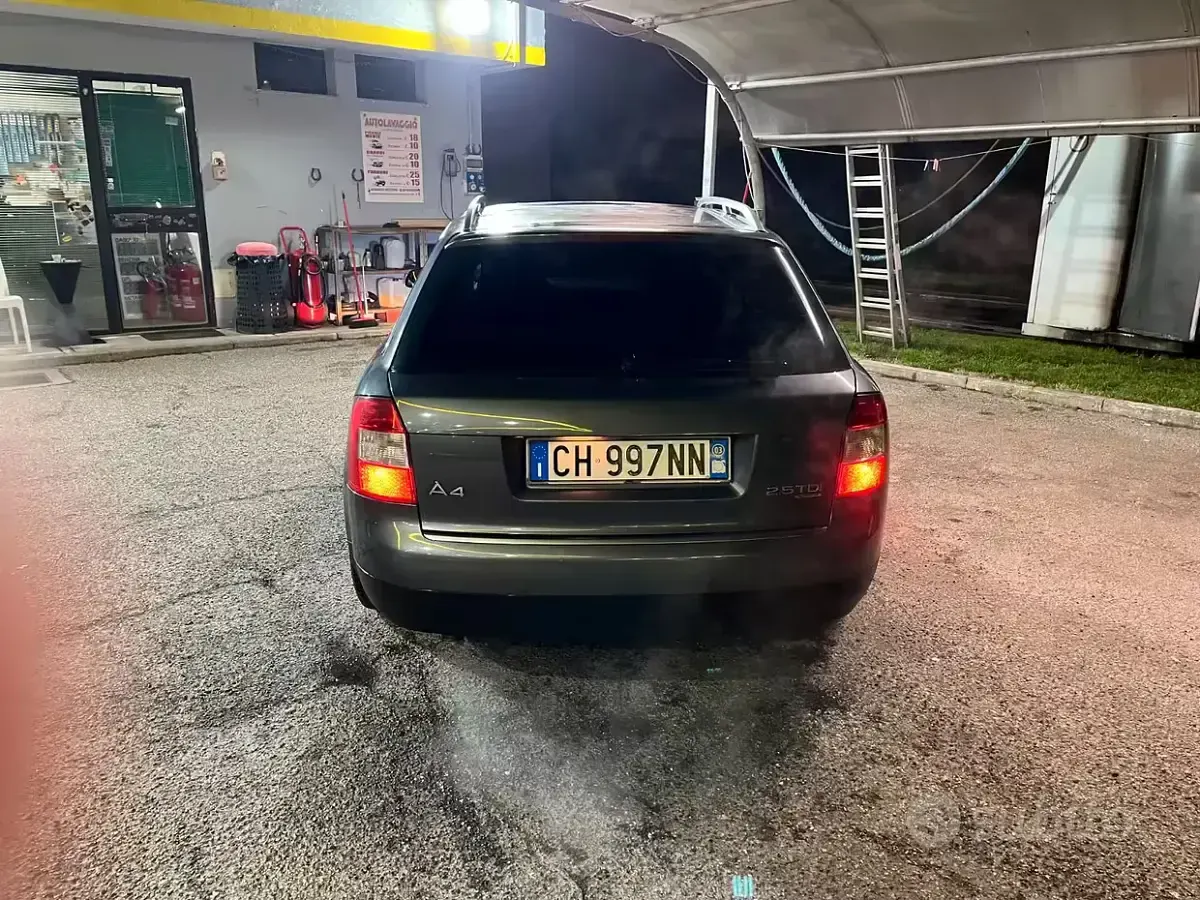 Usata Audi A4 S-Line 180 CV (132 kW) 2003 Blu Station wagon