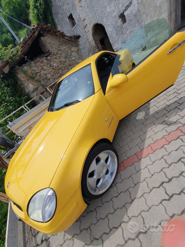 Usata Mercedes SLK230 1998 Giallo Cabrio