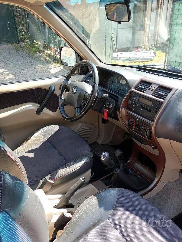 Usata Nissan Terrano 125 CV (91 kW) 2001 Verde SUV