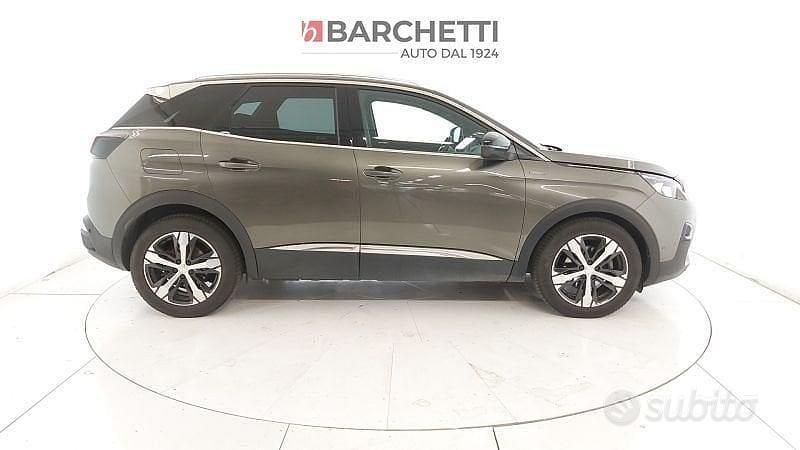 Usata Peugeot 3008 GT-line 131 CV (96 kW) 2019 Grigio SUV