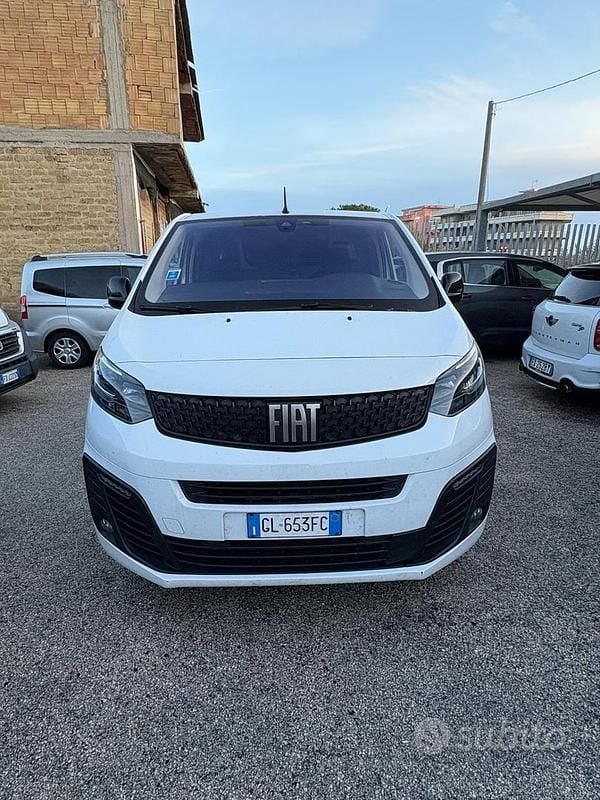 Bianco Usata 2022 Fiat Scudo Lounge Furgone | 11.999 € (Cara) - Immagine 1/4