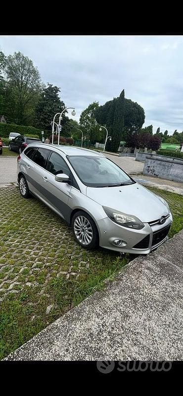 Usata Ford Focus 2013 Grigio Station wagon
