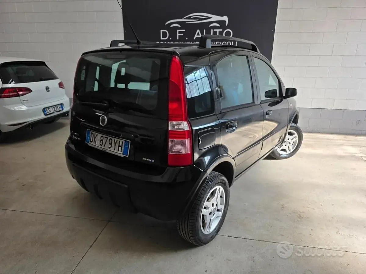 Occasion Fiat Panda 4x4 Climbing 69 ch (50 kW) 2007 Noir Citadine