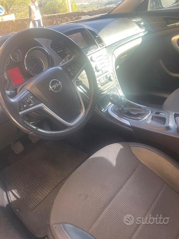 Usata Opel Insignia Cosmo 160 CV (117 kW) 2009 Grigio Berlina
