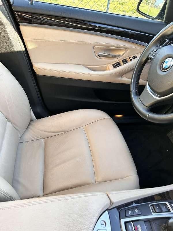 Usata BMW 525 Luxury Line 218 CV (160 kW) 2014 Grigio Station wagon