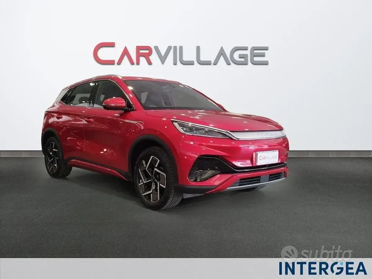Usata BYD Atto 3 Comfort 64 kW (88 CV) 2024 Rosso SUV