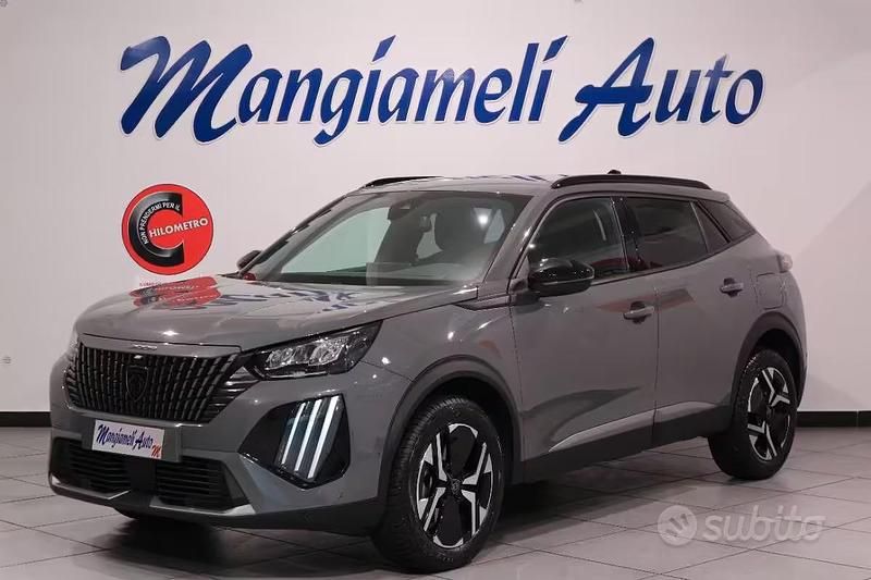Usata Peugeot 2008 Allure 131 CV (96 kW) 2024 Grigio SUV