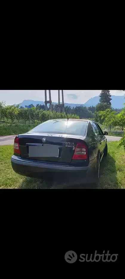 Usata Skoda Octavia 110 CV (80 kW) 2001 Nero Berlina