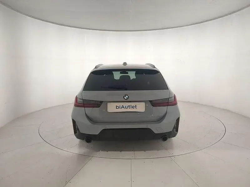 Usata BMW 320e Efficient Dynamics 190 CV (139 kW) 2023 Grigio Station wagon