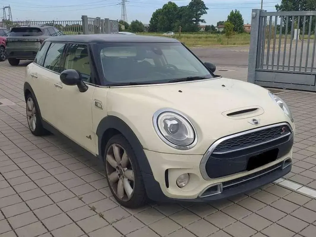 Usata Mini Cooper D Clubman Hype 190 CV (139 kW) 2016 Beige Station wagon