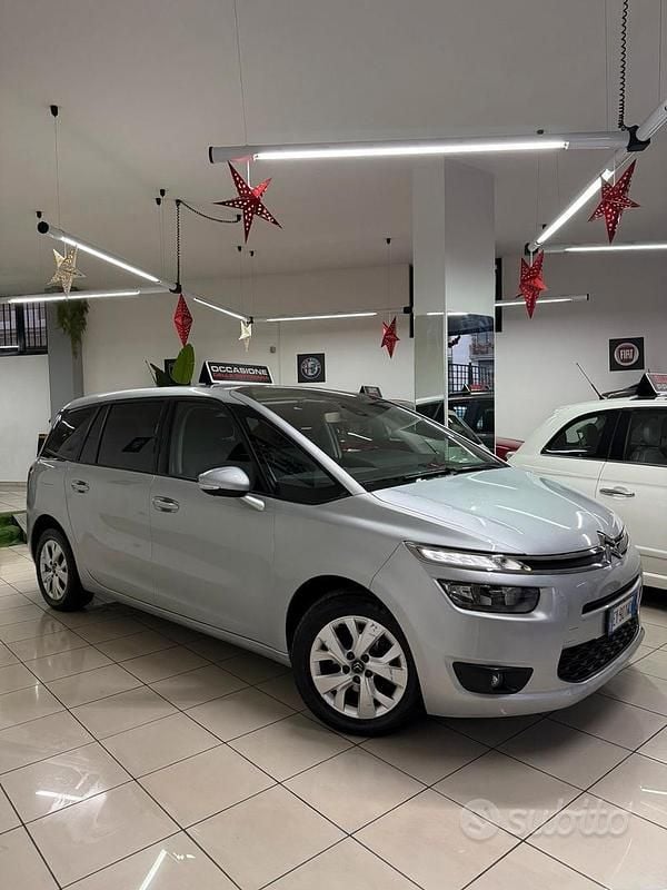 Usata Citroën Grand C4 Picasso Exclusive 120 CV (88 kW) 2015 Grigio Monovolume