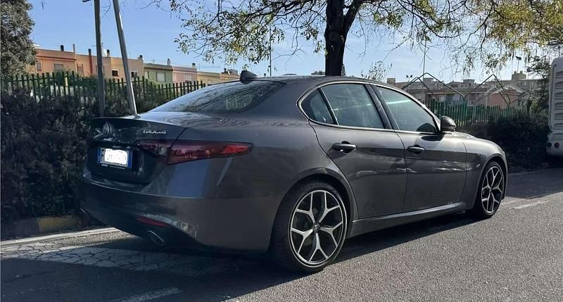 Usata Alfa Romeo Giulia Super 200 CV (147 kW) 2019 Berlina