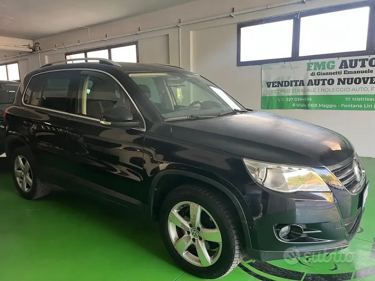 Usata VW Tiguan Trendline 140 CV (102 kW) 2009 Nero SUV