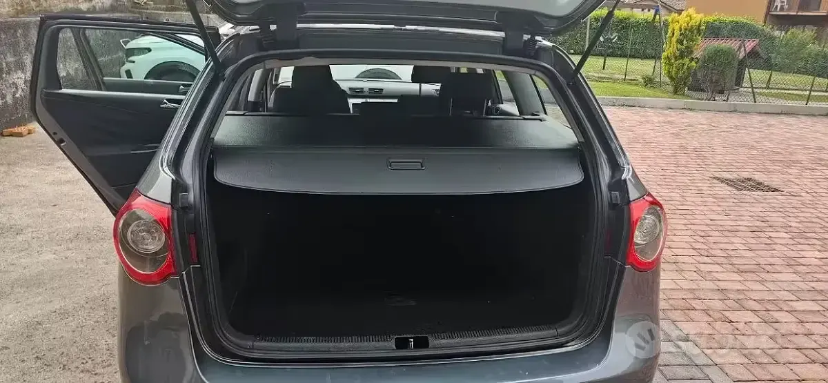 Usata VW Passat Comfortline 105 CV (77 kW) 2007 Grigio Station wagon