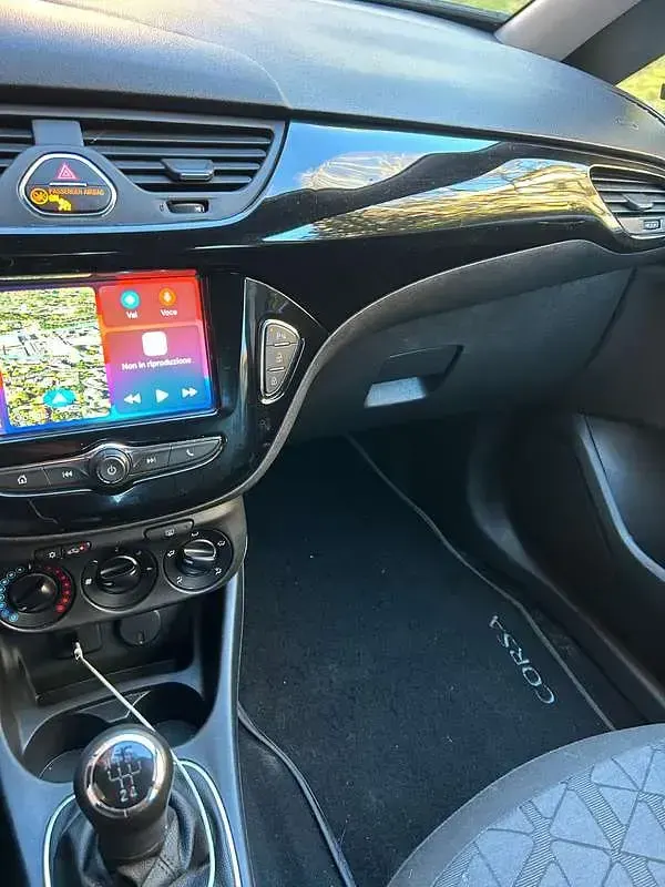 Usata Opel Corsa 75 CV (55 kW) 2019 Nero Utilitaria