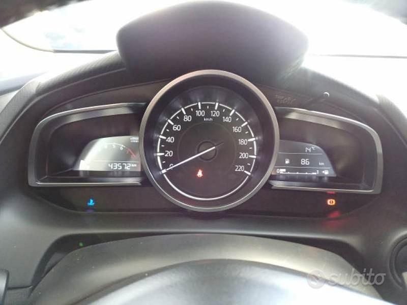 Usata Mazda 2 Homura-Line 75 CV (55 kW) 2023 Bianco Utilitaria