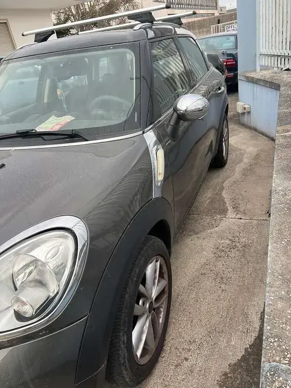 Usata Mini Cooper D 111 CV (81 kW) 2011 Grigio Utilitaria