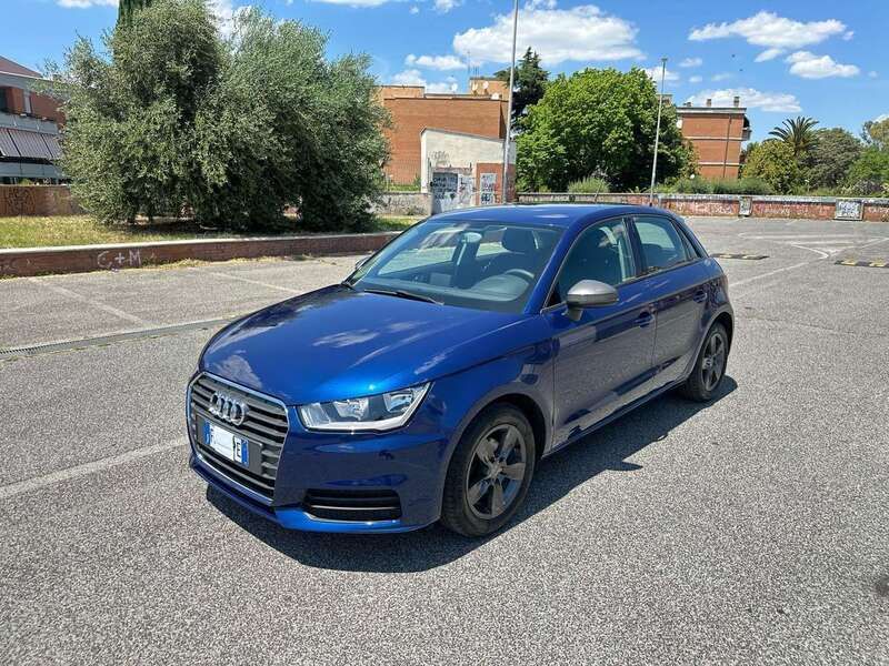 Usata Audi A1 Sportback Ambiente 95 CV (69 kW) 2018 Blu/azzurro Utilitaria