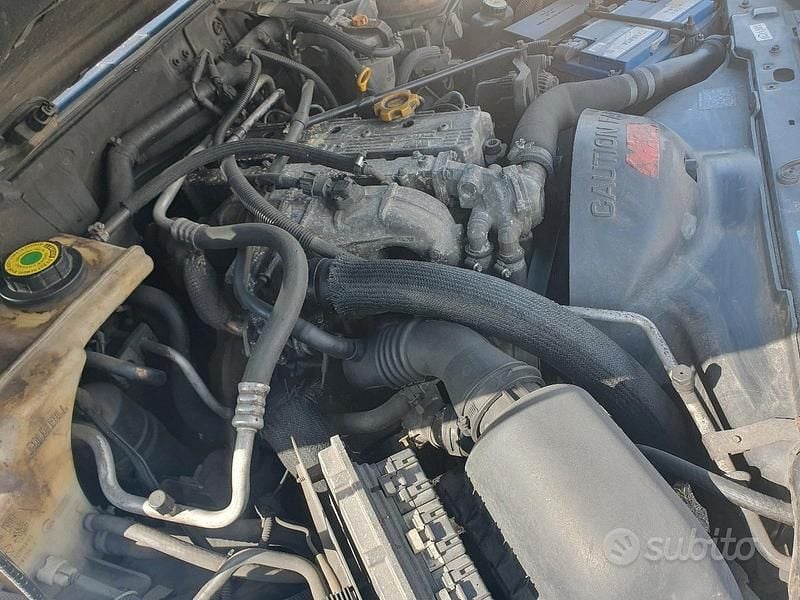 Usata Jeep Cherokee 2000 Blu SUV