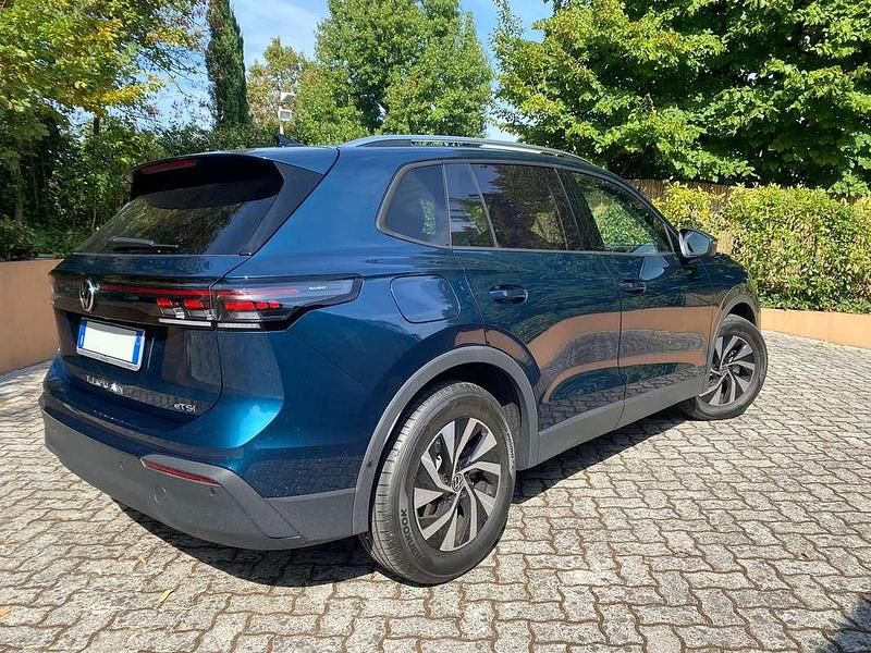 Nuova VW Tiguan 150 CV (110 kW) 2025 Blu/azzurro SUV