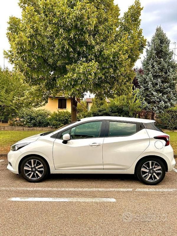 Usata Nissan Micra Acenta 90 CV (66 kW) 2017 Bianco Utilitaria