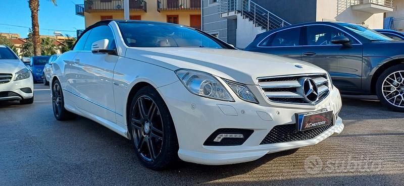 Bianco Usata 2011 Mercedes E250 Cabrio | 17.500 € (Molto cara) - Immagine 1/4