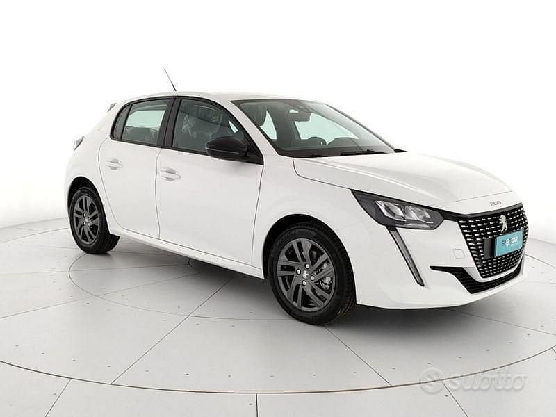 Usata Peugeot 208 Active 100 kW (136 CV) 2021 Bianco Utilitaria