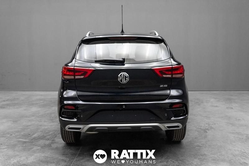 Nuova MG ZS Luxury 106 CV (77 kW) 2025 Pebble black Berlina
