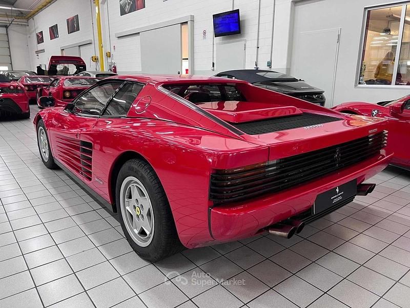 Usata Ferrari Testarossa 390 CV (286 kW) 1991 Rosso Coupé