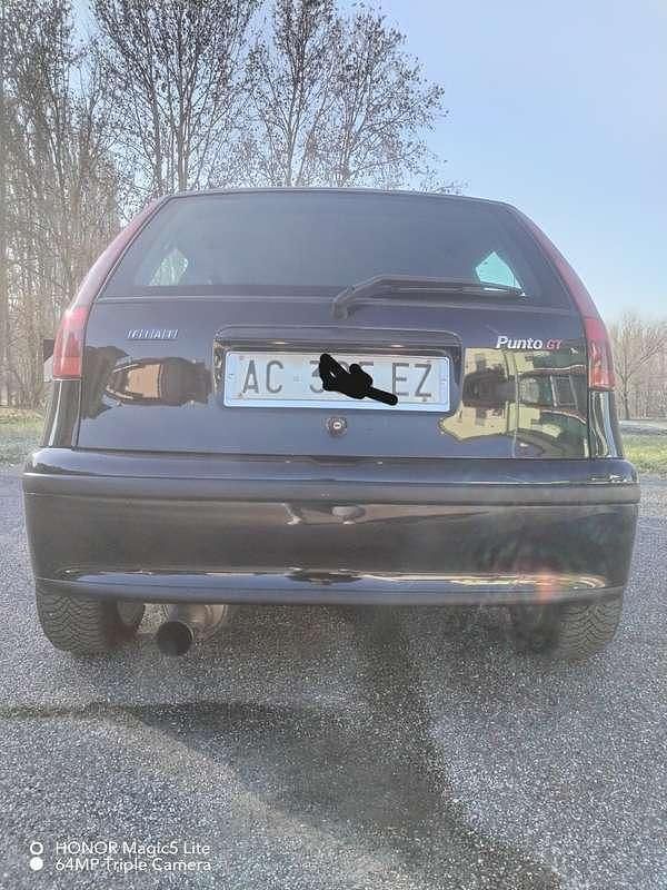 Usata Fiat Punto 133 CV (97 kW) 1995 Berlina
