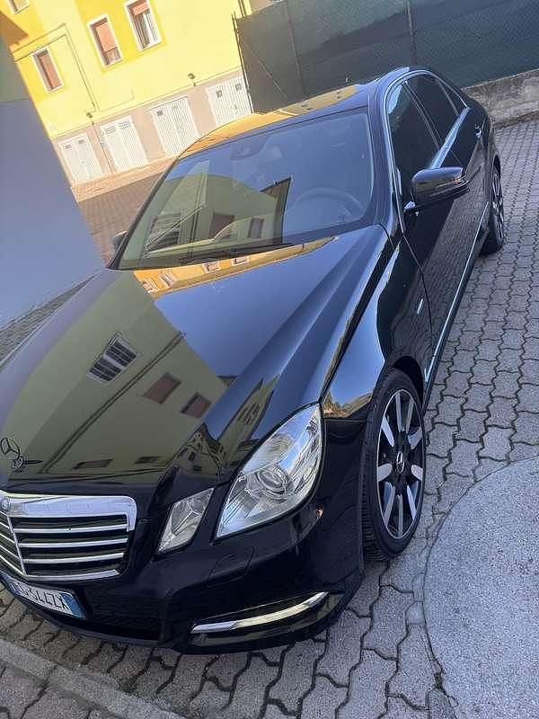Usata Mercedes E220 Avantgarde 170 CV (125 kW) 2011 Berlina