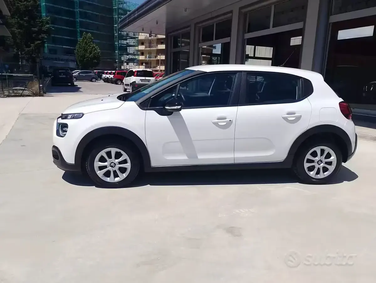 Usata Citroën C3 Feel 102 CV (75 kW) 2020 Bianco Utilitaria