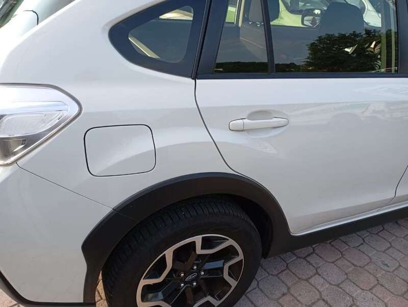 Usata Subaru XV Style 114 CV (83 kW) 2017 Bianco SUV