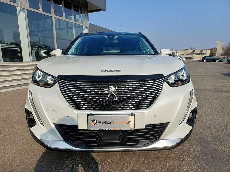 Usata Peugeot 2008 Allure 131 CV (96 kW) 2021 Bianco SUV
