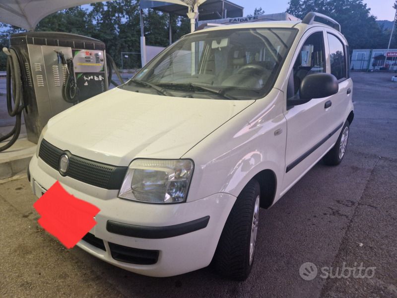 Bianco Usata 2012 Fiat Panda Due volumi | 3000 € (Buon prezzo) - Immagine 1/4