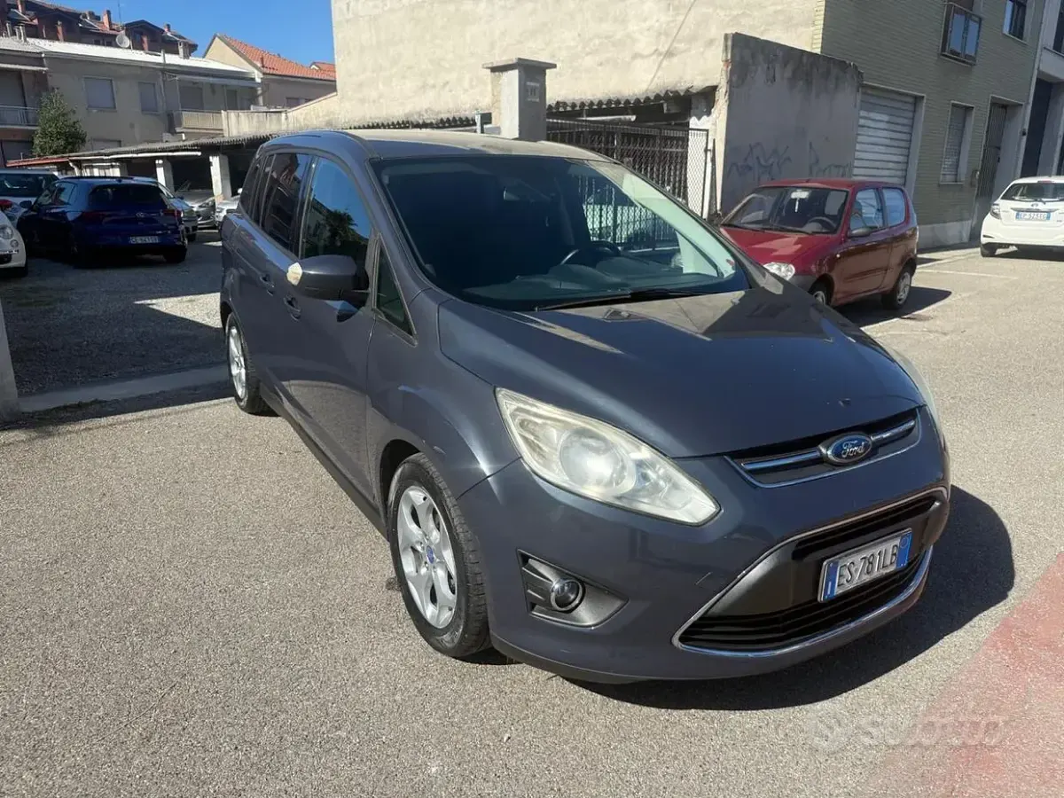 Usata Ford C-MAX Titanium 116 CV (85 kW) 2013 Grigio Monovolume