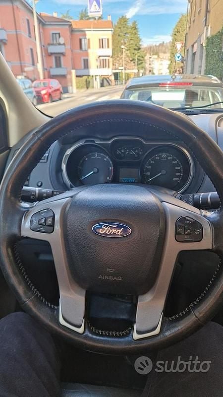 Usata Ford Ranger 2015 Bianco Pick-up