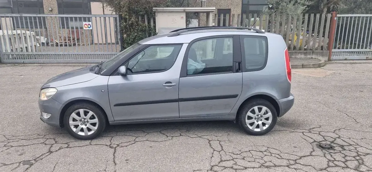 Brugt Skoda Roomster Ambition 70 HK (51 kW) 2011 MPV