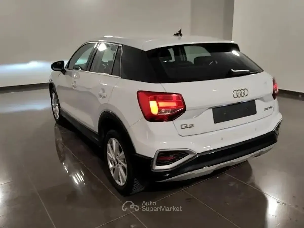 Usata Audi Q2 Advanced 150 CV (110 kW) 2023 Bianco SUV